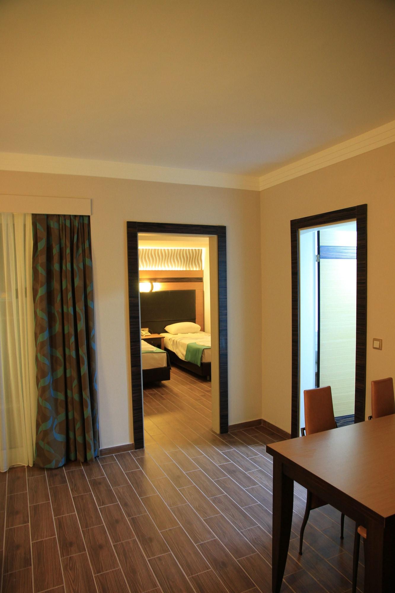 Hotel Club Alpina à Marmaris Extérieur photo