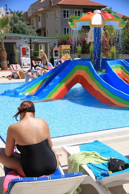 Hotel Club Alpina à Marmaris Extérieur photo