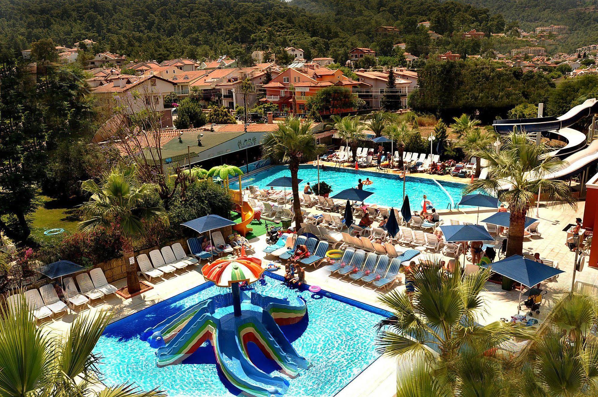 Hotel Club Alpina à Marmaris Extérieur photo