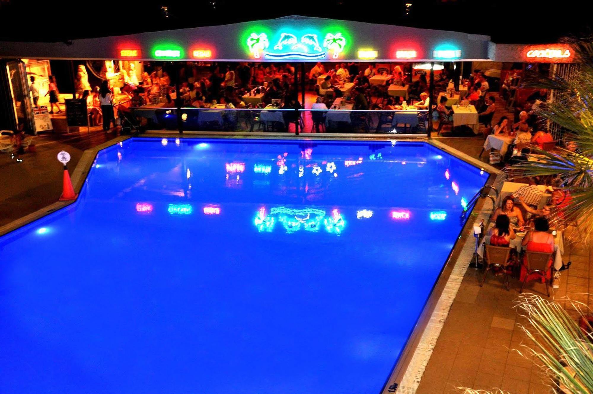 Hotel Club Alpina à Marmaris Extérieur photo