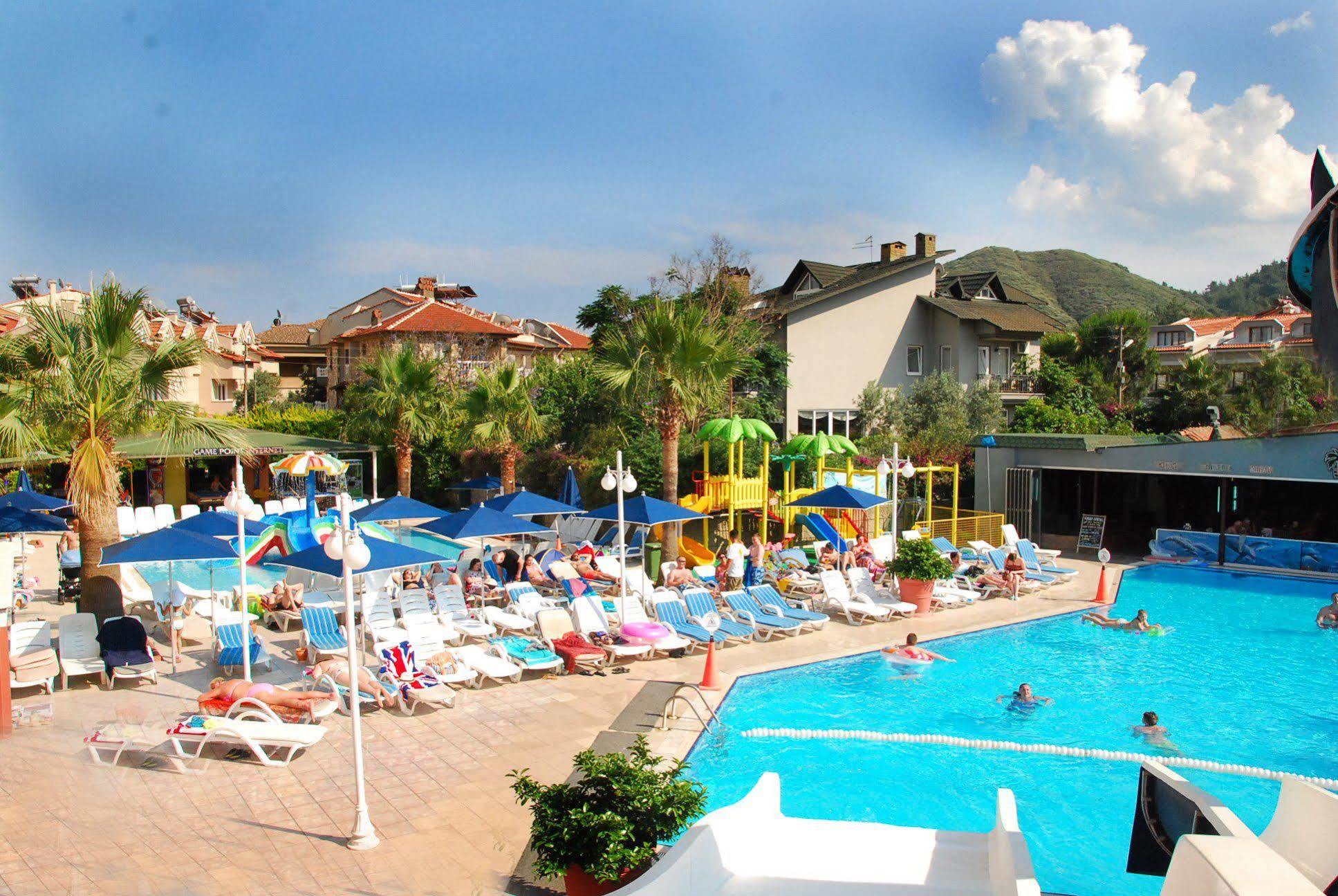 Hotel Club Alpina à Marmaris Extérieur photo