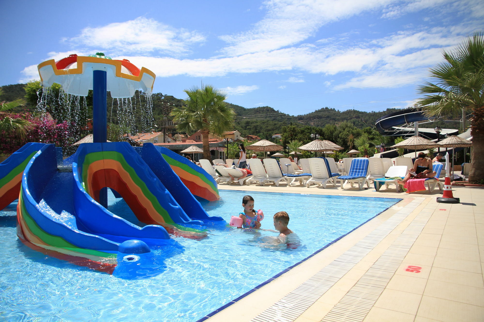 Hotel Club Alpina à Marmaris Extérieur photo